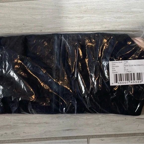 Bras 38. Racerback. - Picture 6 of 10